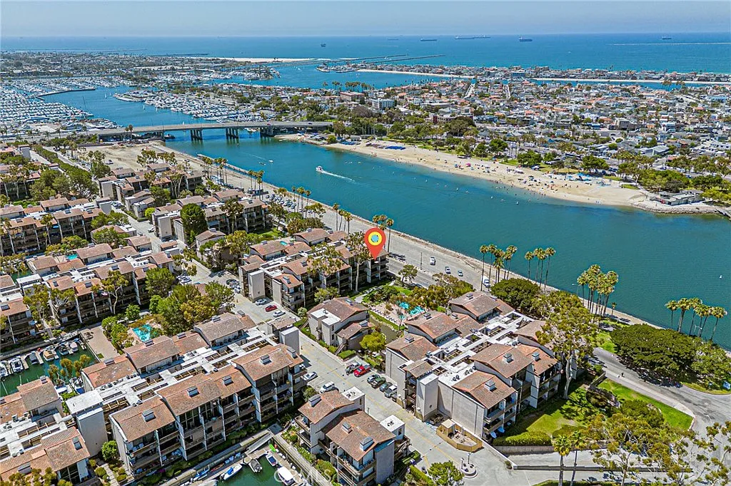 1 bed, 926 sqft, $3,500 — Photo 1