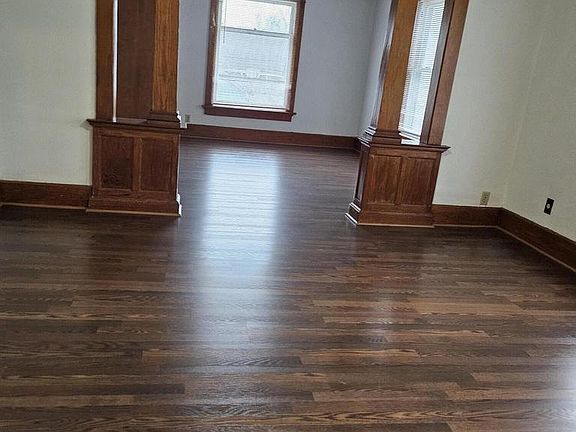 2nd image of 1769 Hill STREET