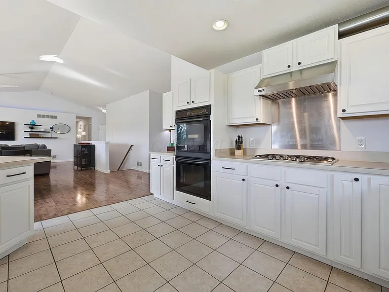 1155 S Three Bs & K Rd — Photo 13
