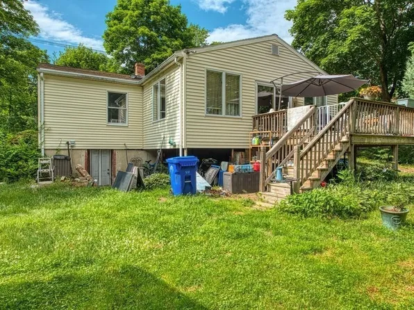 490 North Ave, Rockland, MA 02370