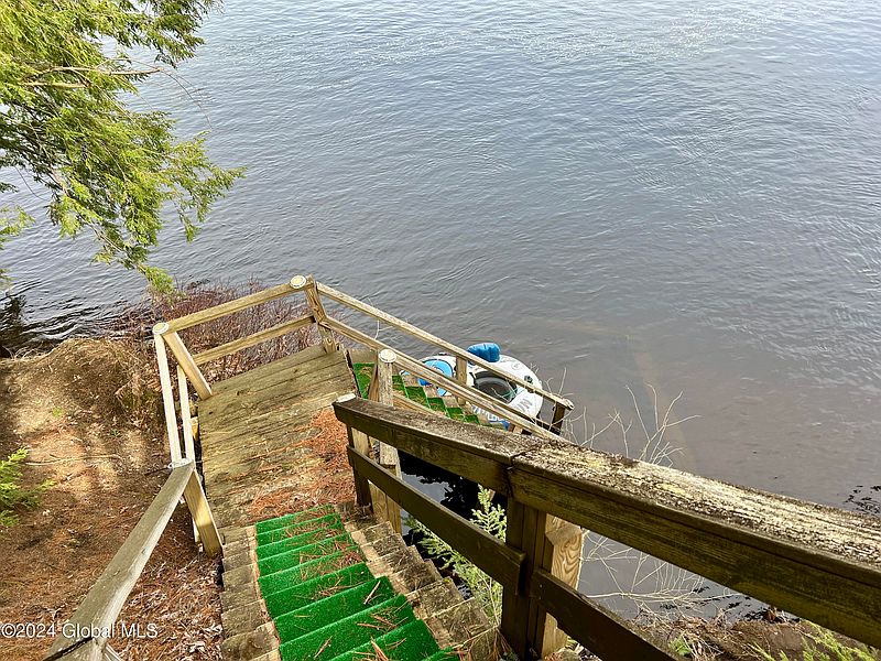 5th image of 36 Riverview Drive