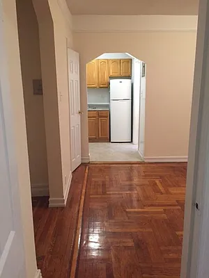 Rented by Roberto Guilbet, LREB | media 18