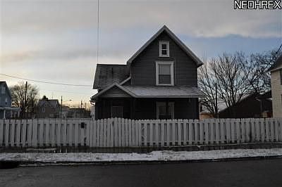 1st image of 119 Hartford Ave SE