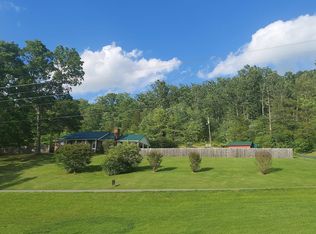 3081 Fish Creek School Rd, Booneville, KY 41314