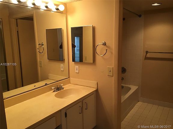 5th image of 9229 SW 138th Pl #Mr9229