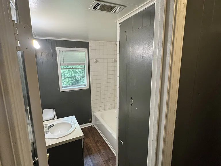 6204 W Knight Ave #A — Photo 3