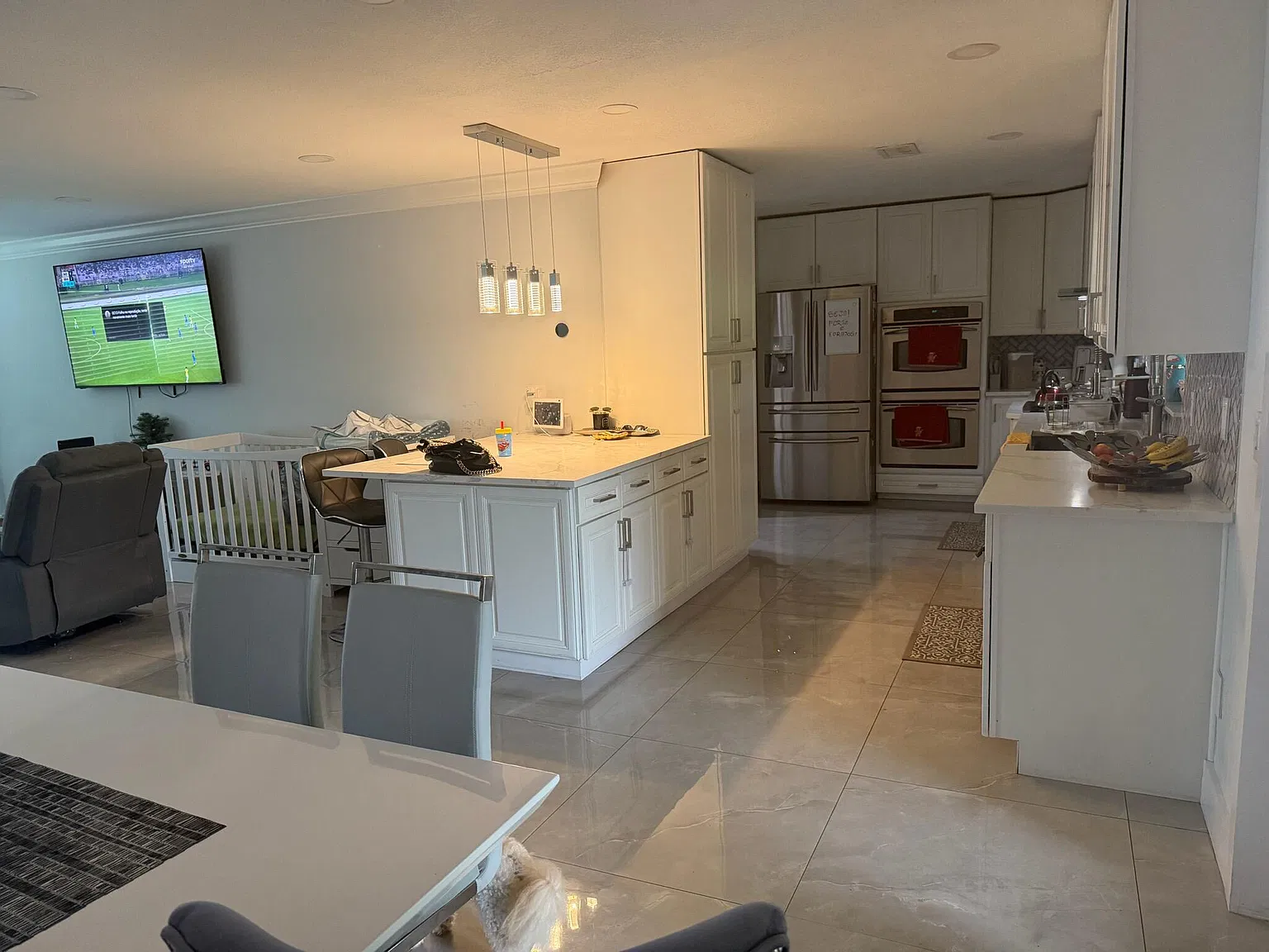 4 bed, 2.0 bath, 1530 sqft, $3,500 — Photo 1