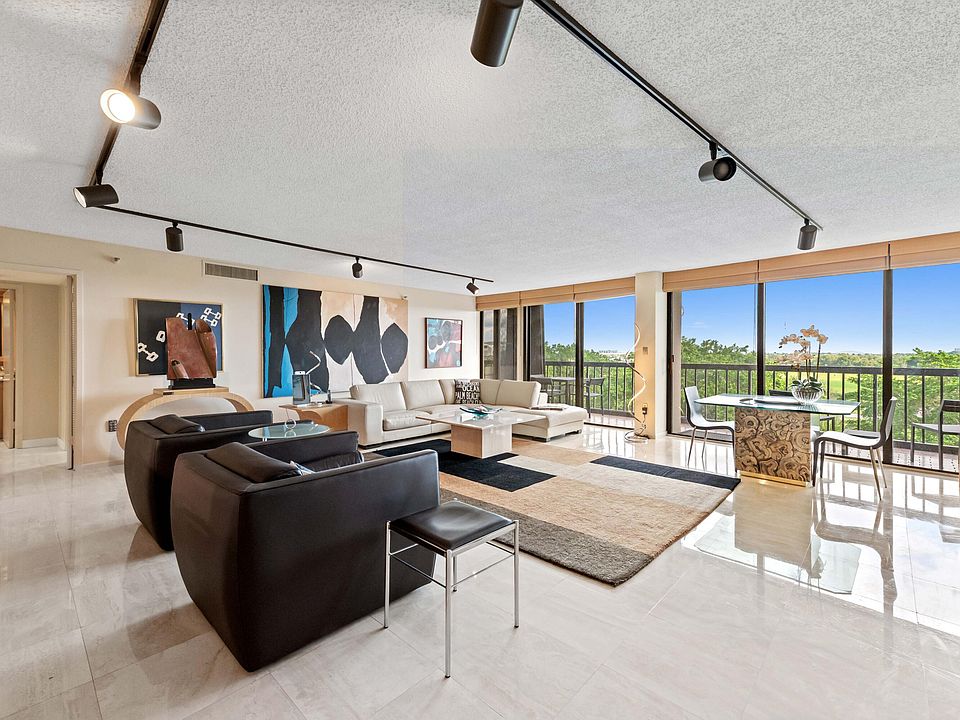 1st image of 2480 Presidential Way #603