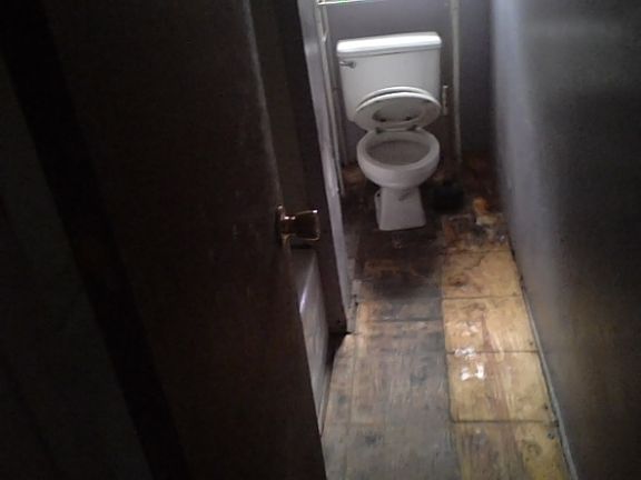 3rd image of 1416 Oakland St