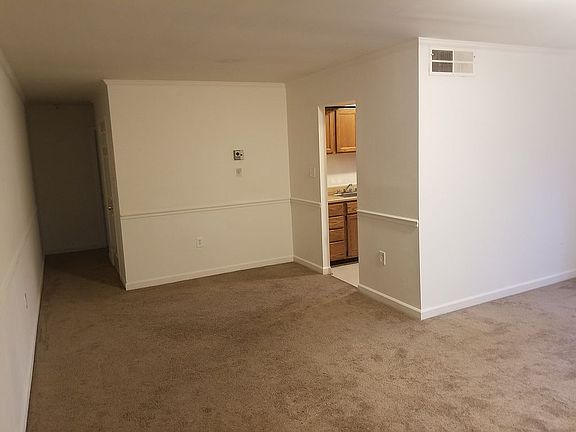 2nd image of 9465 Fairfax Blvd APT 302