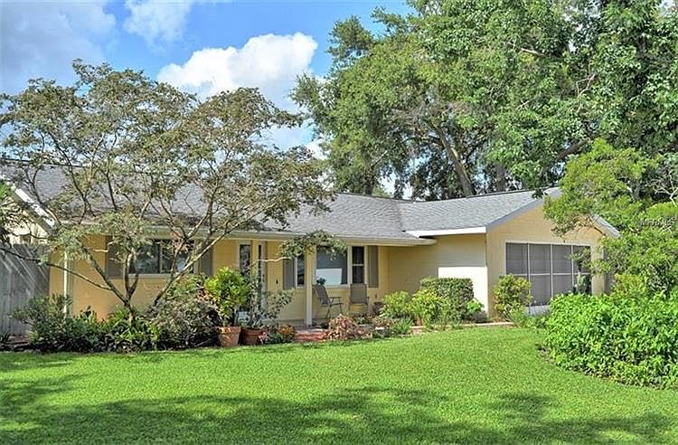 1st image of 77 Lantana Dr