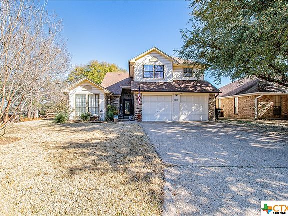 2nd image of 1611 Tanglewood Dr