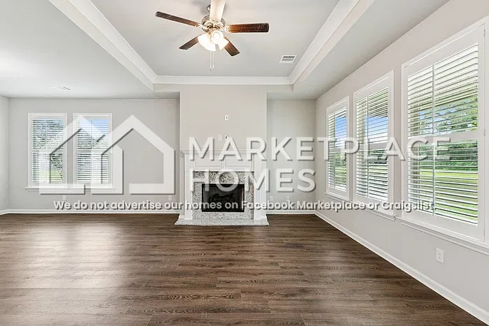 4 bed, 2.5 bath, 2130 sqft, $2,450 — Photo 4