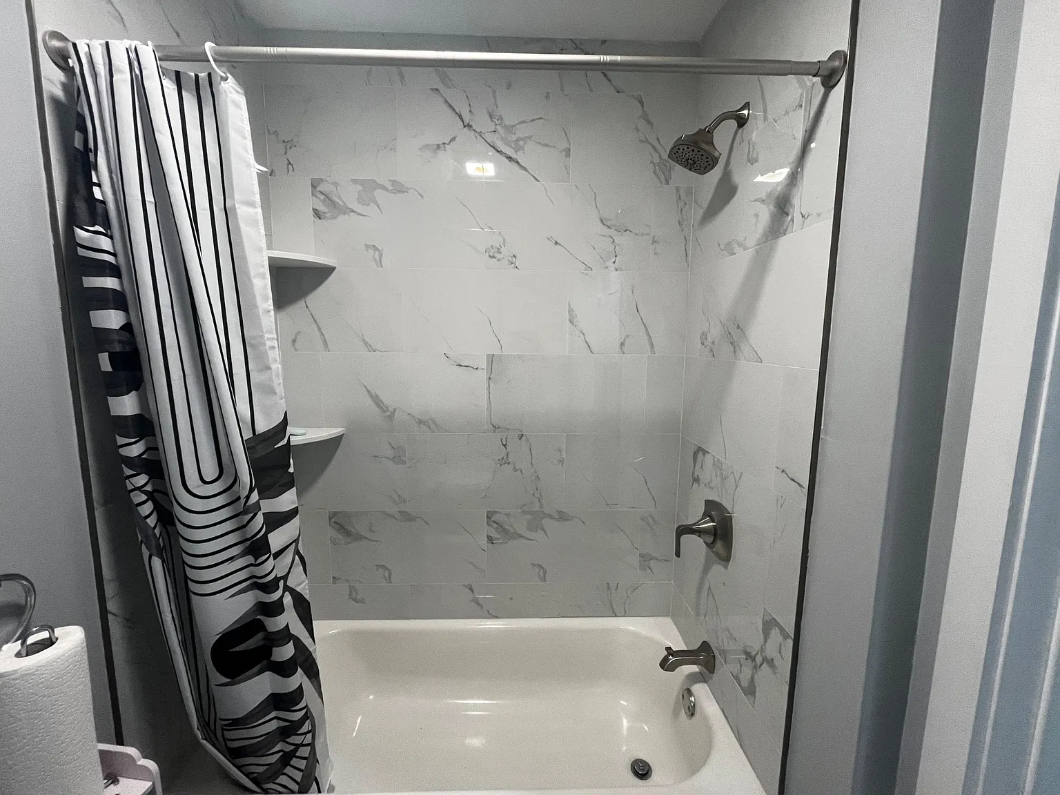 3 bed, 1.0 bath, 1475 sqft, $1,027 — Photo 4