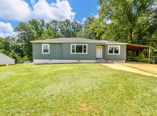 1620 Simpson St, Alexander City, AL 35010