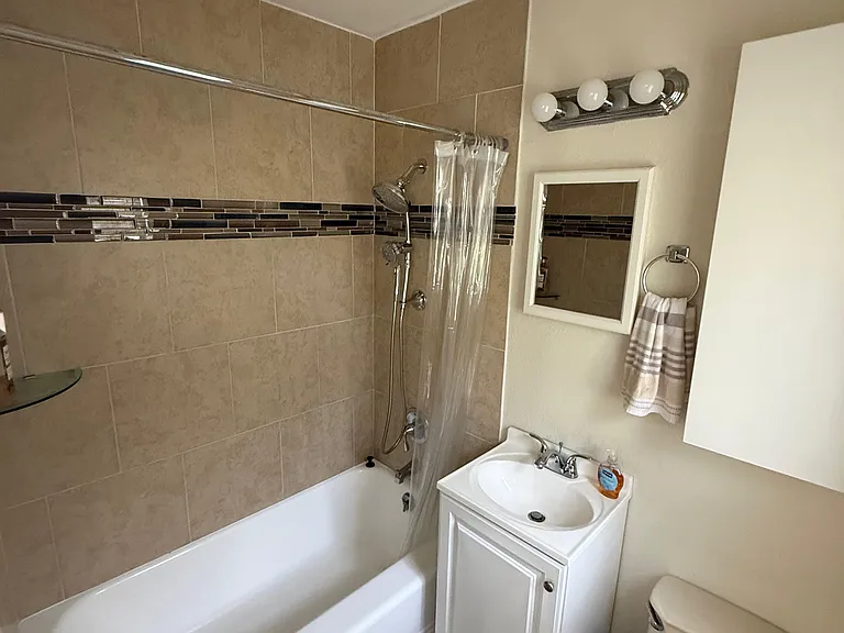 120 W Princeton St #3-C — Photo 10