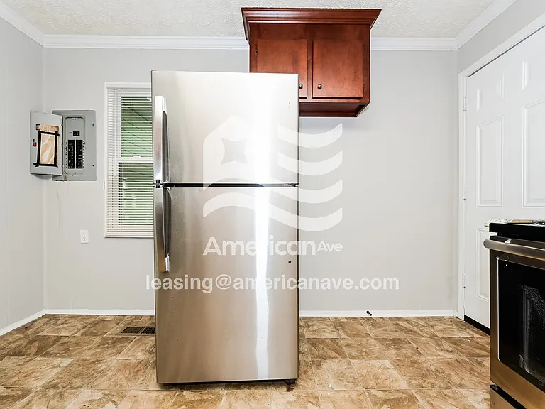 25197_005_wm_-_kitchen_12906770.jpg