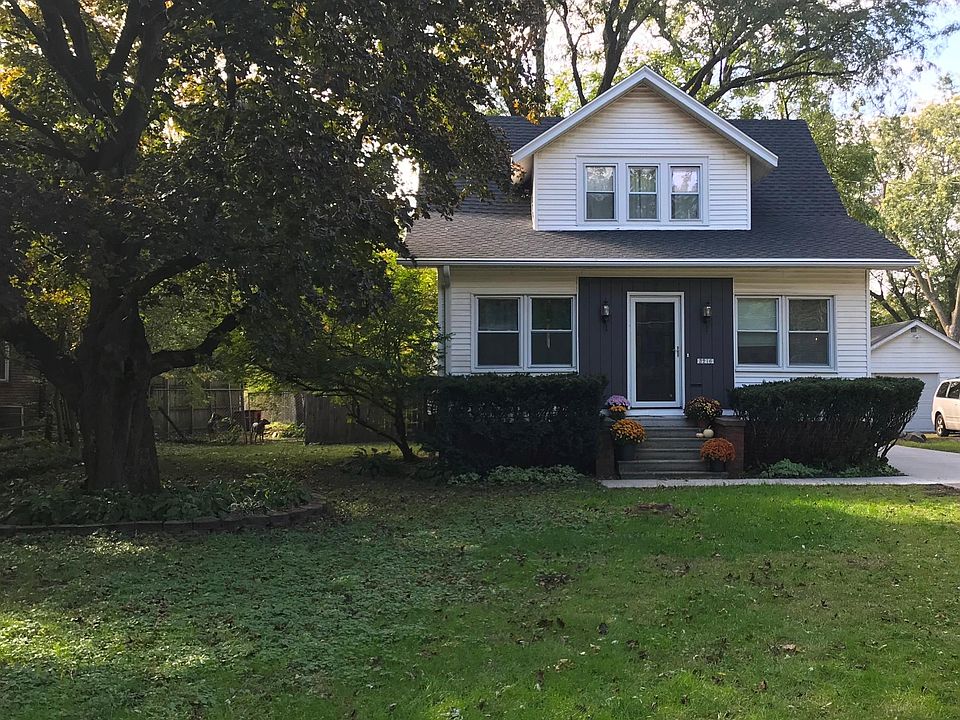 1st image of 3216 50th St