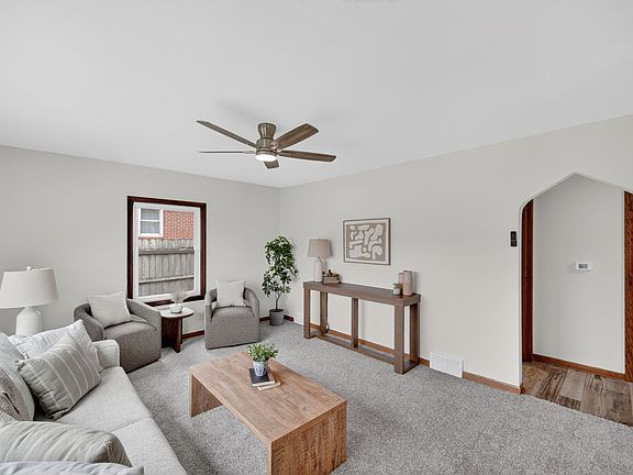 5th image of 2500 Watrous Ave