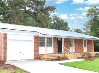 26 Victoria Rd, Jacksonville, NC 28546