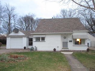 2901 31st St, Rock Island, IL 61201