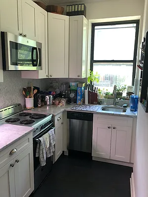 Rented by Avenue Sotheby's International Realty | media 11