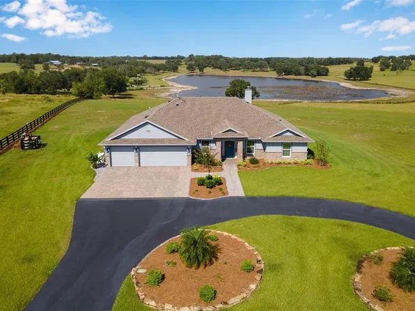 5488 Nantahala Ln, Lady Lake, FL 32159