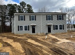 5 Lyons Ct, Sicklerville, NJ 08081