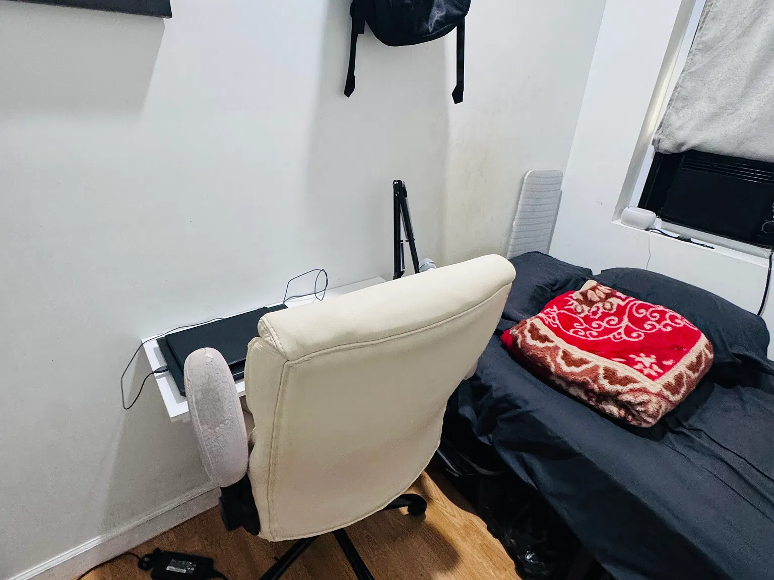 5 bed, $650 — Photo 2