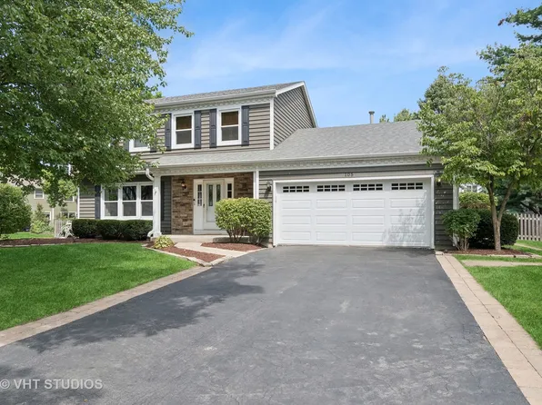 105 Ardley Ct, Naperville, IL 60565