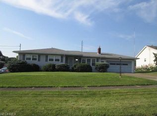 1203 Ivanhoe Ave, Youngstown, OH 44502