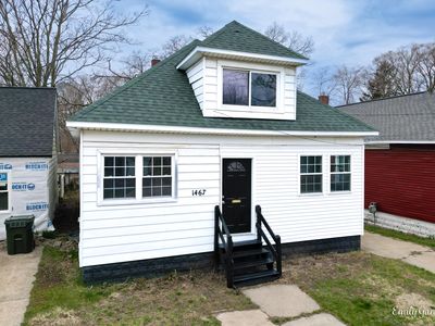 1467 Division St, Muskegon, MI, 49441