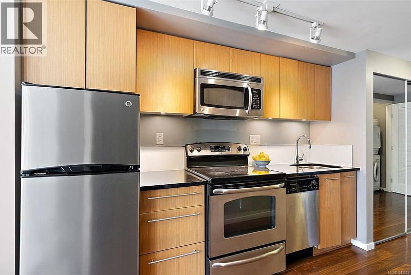 Victoria Apartment for rent - 1 Bedroom — photo 12