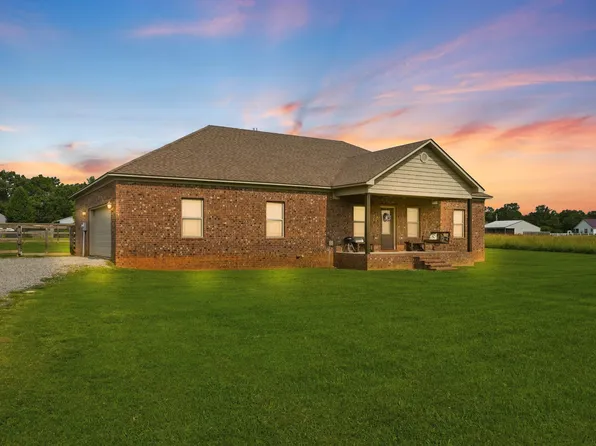 15 Siloam Rd, Mount Vernon, AR 72111