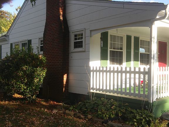 4th image of 1065 Piedmont Ave