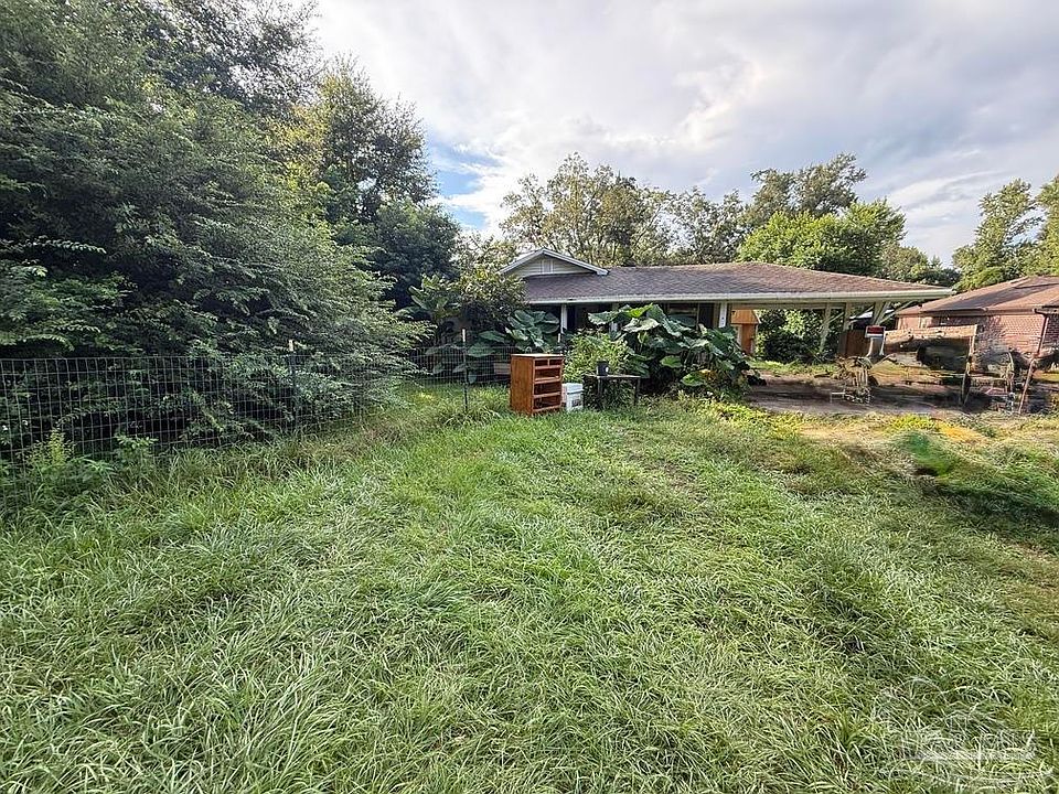 1st image of 649 Williams Ditch Rd