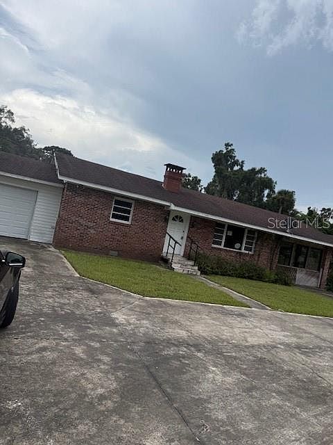 1st image of 1921 GLENWOOD ROAD