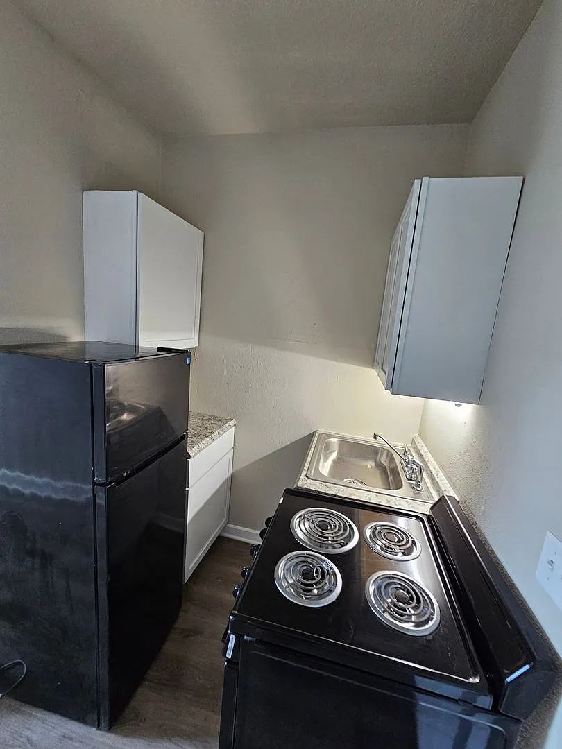 Robinson Heights — Photo 3