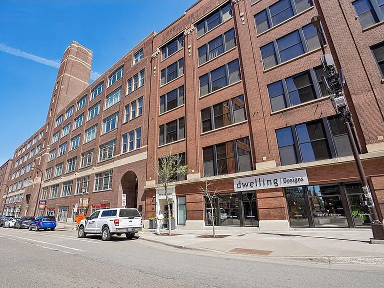 700 Washington Ave N #523 — Photo 20