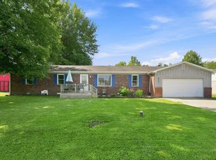 8821 Dewey Dr, Lafayette, IN 47905