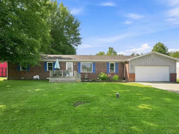 8821 Dewey Dr, Lafayette, IN 47905