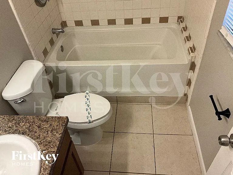6314 Gamble Dr — Photo 10
