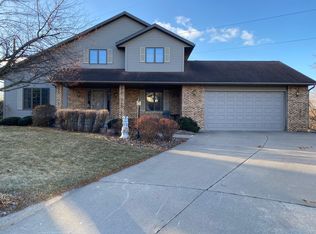 150 Fairway Ct, Onalaska, WI 54650