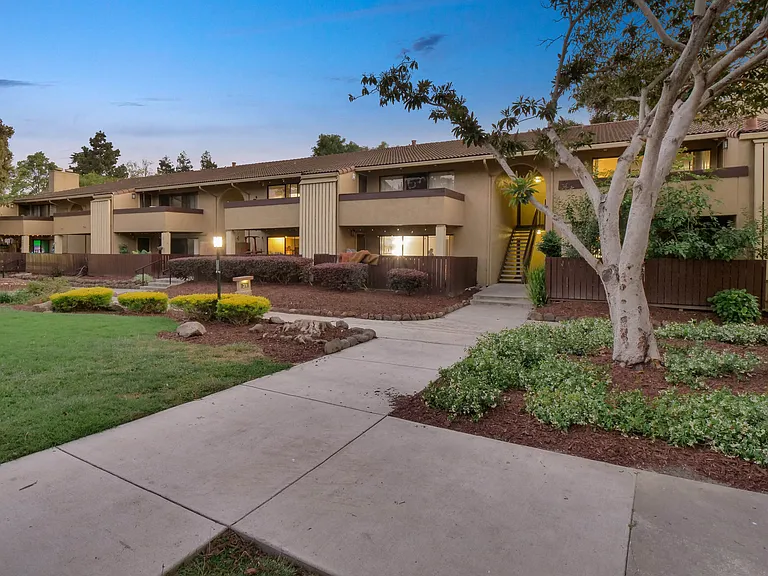 Summerwood Apartments — Photo 30