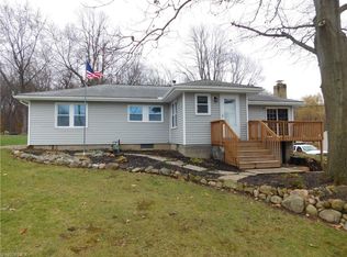 1693 Betz St, Akron, OH 44306