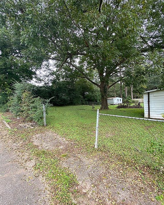 2nd image of 236 Piedmont St