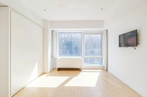 Rented by Manhattan Miami Real Estate | media 8