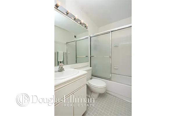Rented by Douglas Elliman | media 3