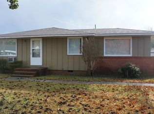 2716 Edwards Ave, Fayetteville, NC 28390