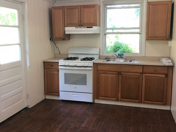 105 Red Mill Rd #2